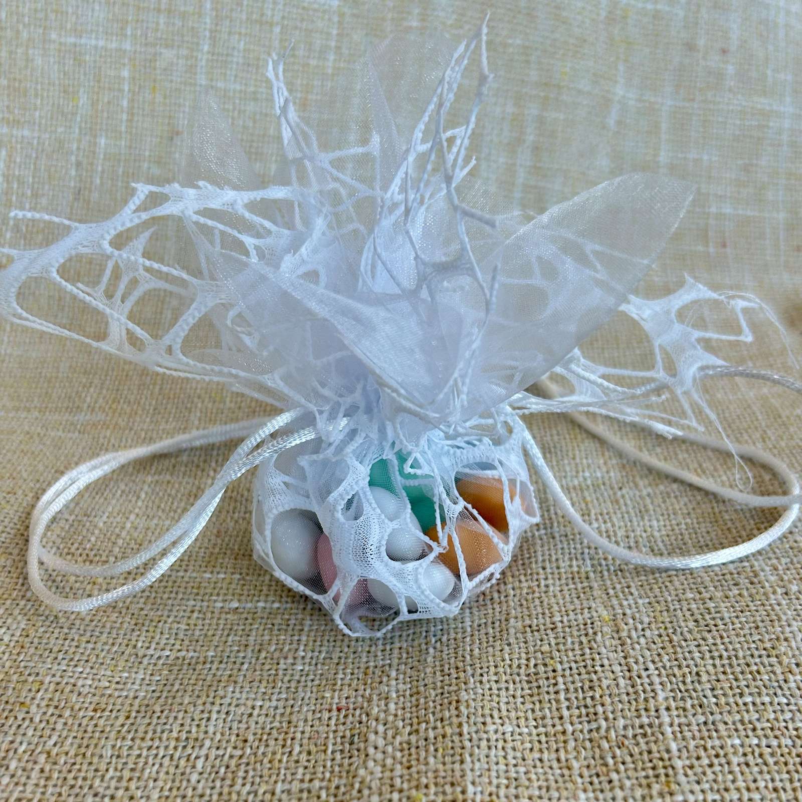 Lot De 50 Boîtes à Dragées De Mariage Avec Rubans - Décorations Pour Fêtes (Noël, Mariage, Anniversaire) - À Assembler, 5x5x7.5 Cm